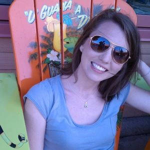 Meet your Posher, Jessica green